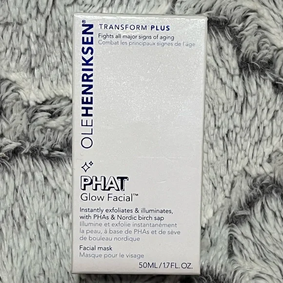 OLEHENRIKSEN PHAT Glow Facial Mask - Picture 7 of 12